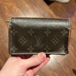 Louis Vuitton bifold wallet